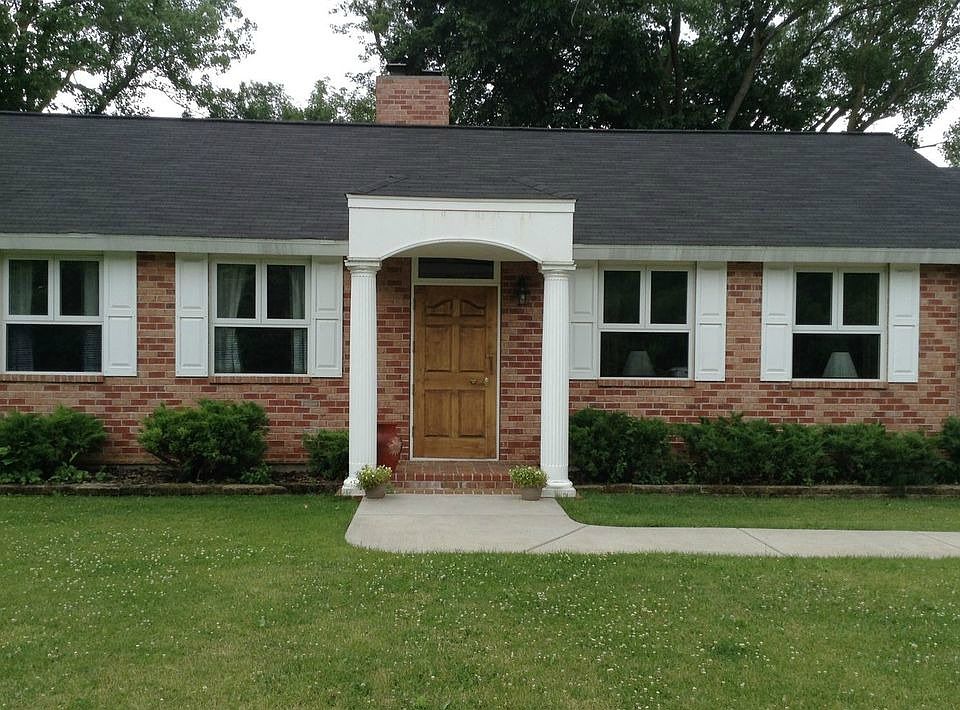 1st image of 21521 W Valley Dr