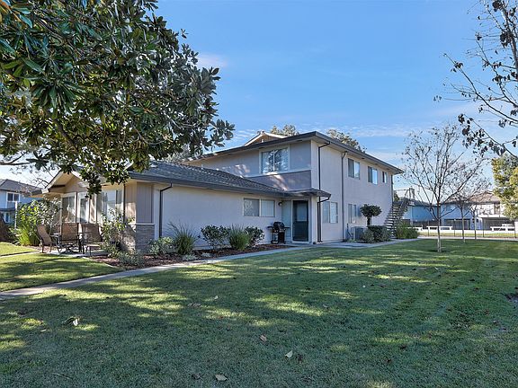 2nd image of 1277 Bouret Dr Unit 4