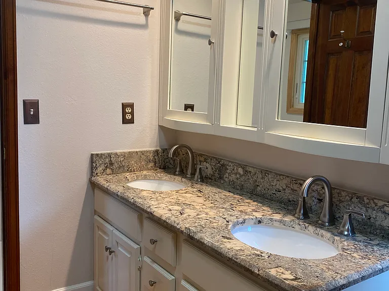 10664 E Dorado Ave — Photo 8