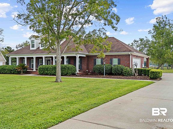 3rd image of 12814 Dominion Dr