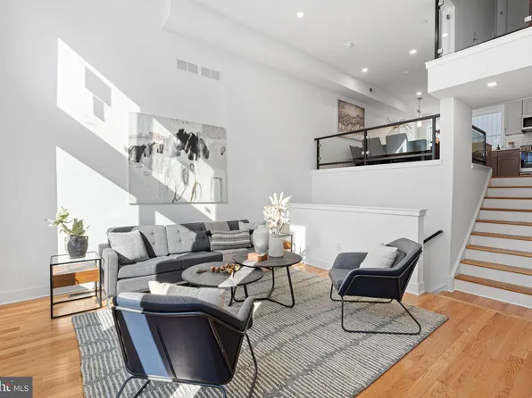 1325 S Capitol St, Philadelphia, PA 19146