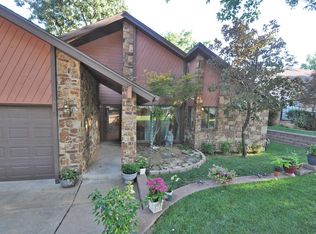 1302 Richmond Rd, Edmond, OK 73034