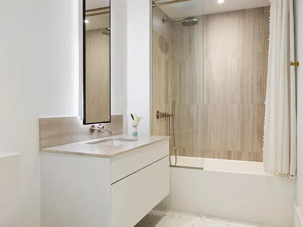 429 Kent Avenue image 10 of 10