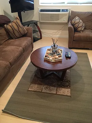 Rented by 18 REALTY | media 9