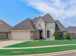 607 Stowe Cir, Benton, LA 71006