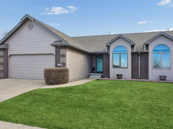 1128 8th St SE, Altoona, IA 50009