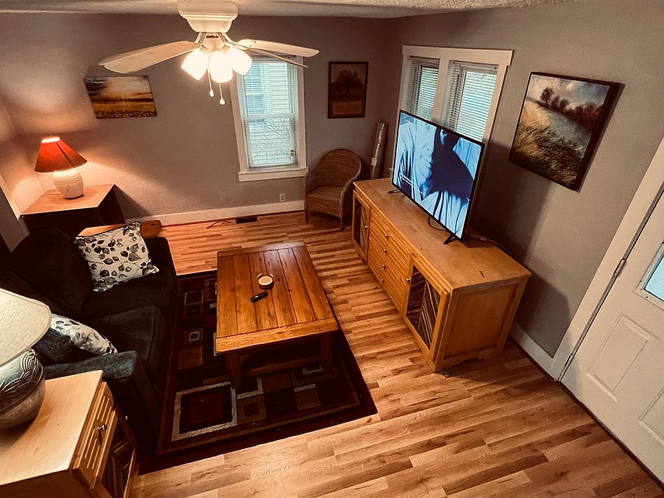 1st image of 714 Green Ln
