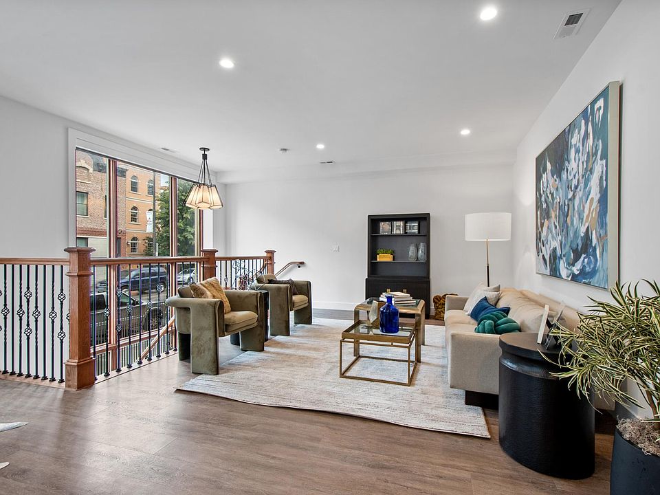 1st image of 1901 N Halsted St #1A