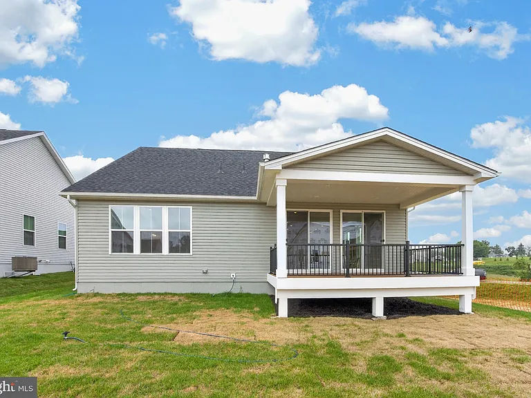 1422 Gilray Dr — Photo 40