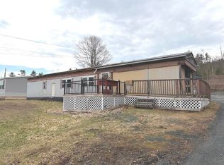 135 Maple St, Enfield, NH 03748