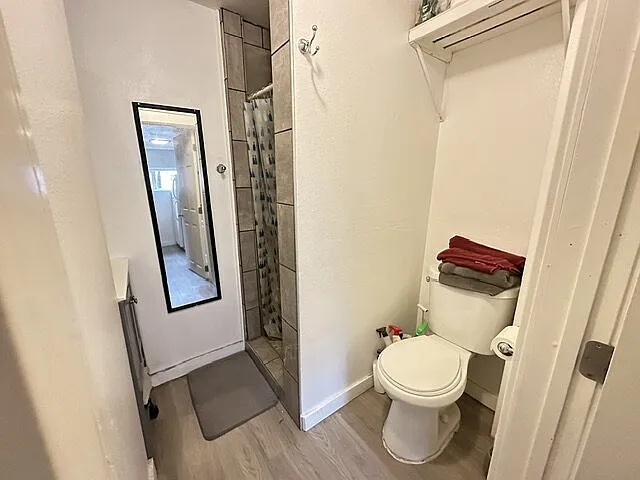 Studio, 1.0 bath, 450 sqft, $849 — Photo 3