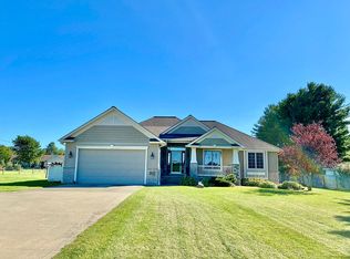 3455 Fox Lake Rd, Wooster, OH 44691