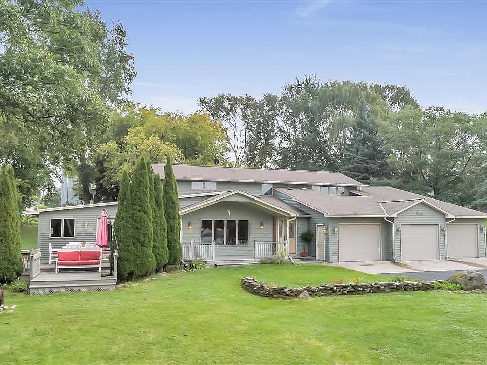 2796 Nicolet Dr, Green Bay, WI 54311 Zillow