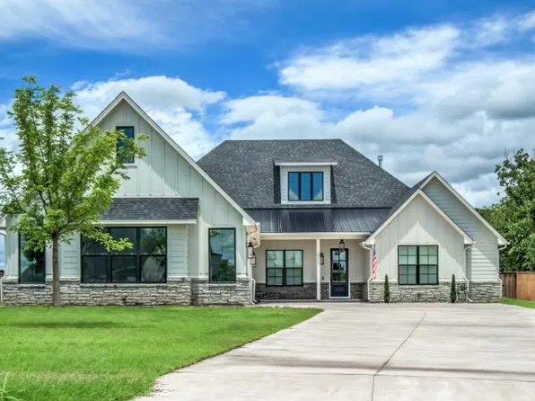 550 Old Creek Rd, Edmond, OK 73034