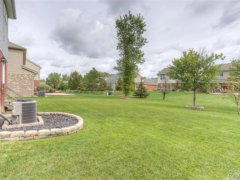 711 Cherry Stone Dr — Photo 40