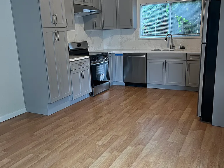 3532 Laguna Ave #4 — Photo 1