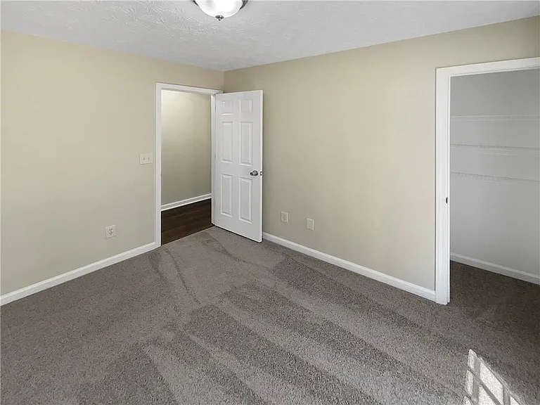 40 Whitney Trce — Photo 13