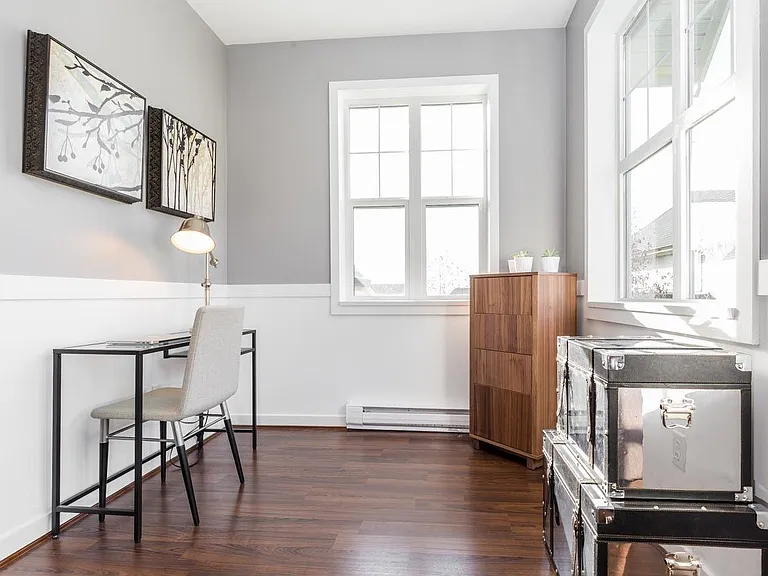 3355 Devonshire Ave — Photo 5