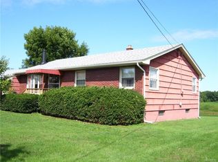 2495 Upper Mountain Rd, Sanborn, NY 14132