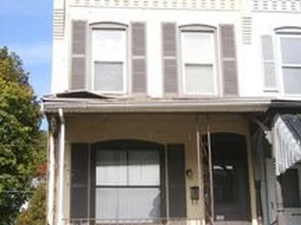 1723 Haak St, Reading, PA 19602