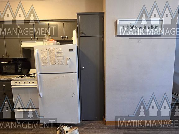 3rd image of 1251 4 1/2 St NW APT 5