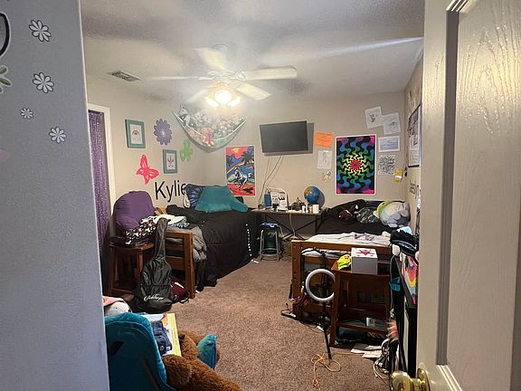 5th image of 26 Guinevere Ln #C