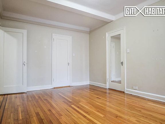 4th image of 201 W 77th St APT 3C