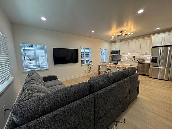 2nd image of 2619 College Ave #D