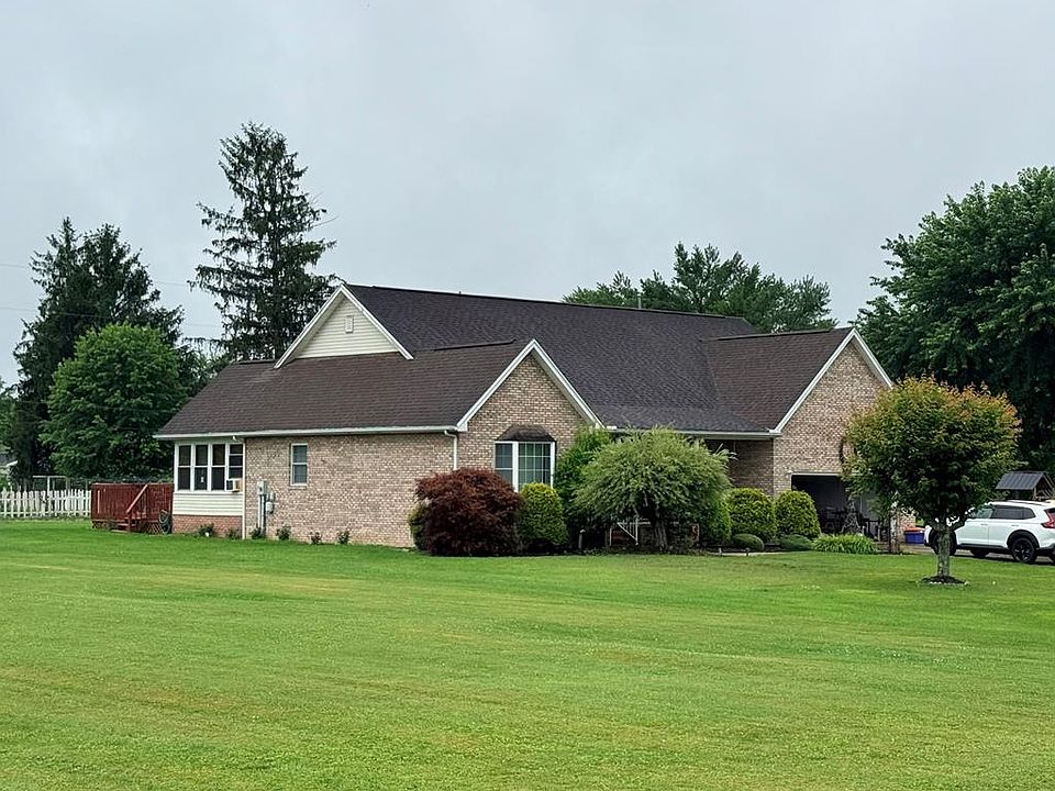 1st image of 736 Stennett Rd