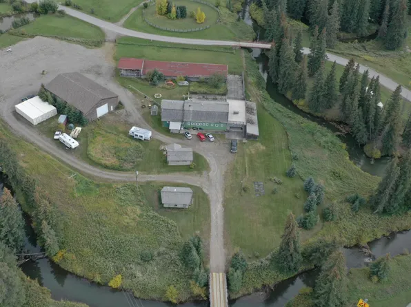 50409B State Highway 16, Rural Yellowhead, AB T7V 1X3