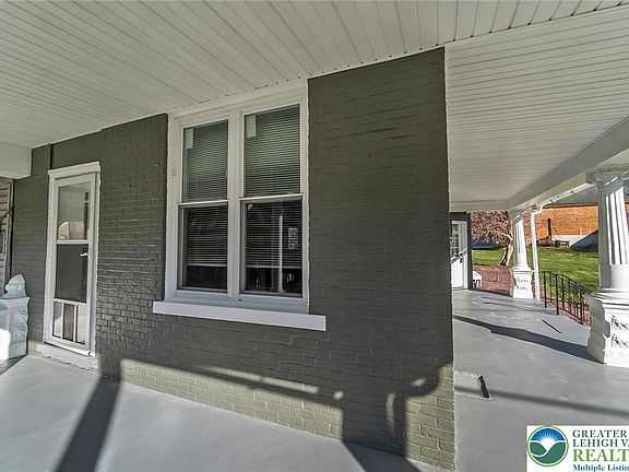 5th image of 2213 Village Rd