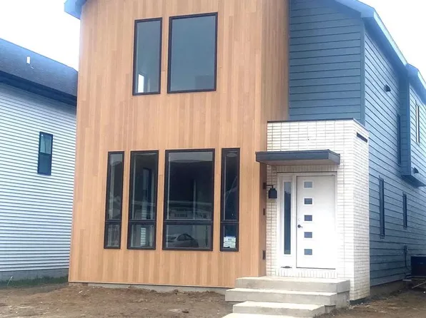 832 Royster Oaks Drive, Madison, WI 53714