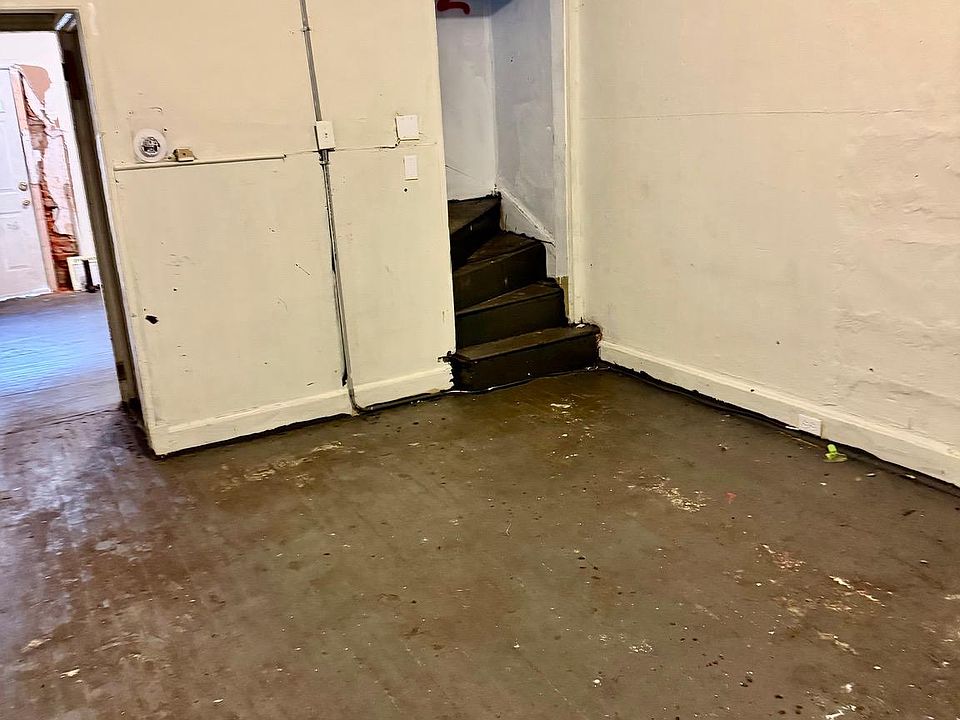 2nd image of 1647 Fillmore St
