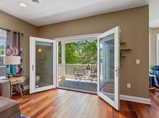 224 E Lloyd St #2, Milwaukee, WI 53212