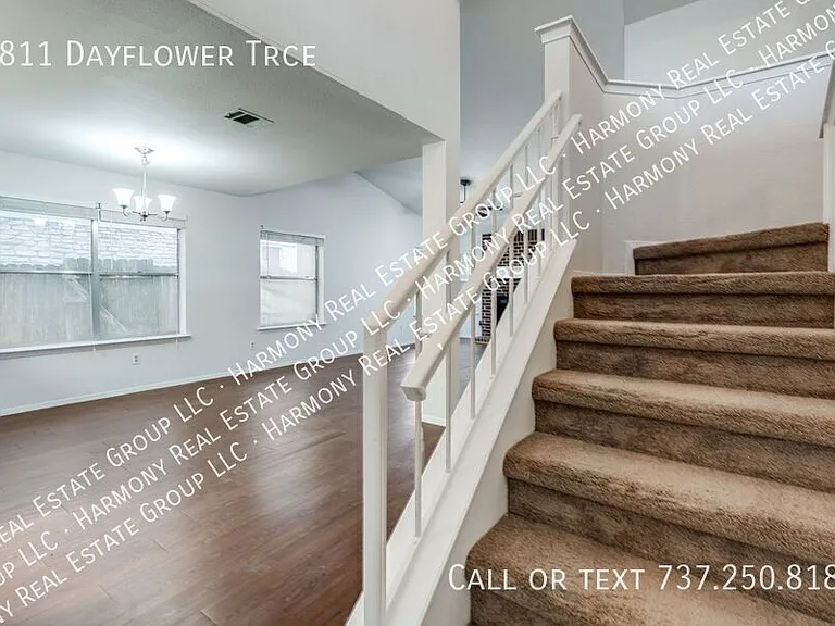1811 Dayflower Trce — Photo 4
