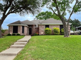 2309 Lesley Ln, Mesquite, TX 75181