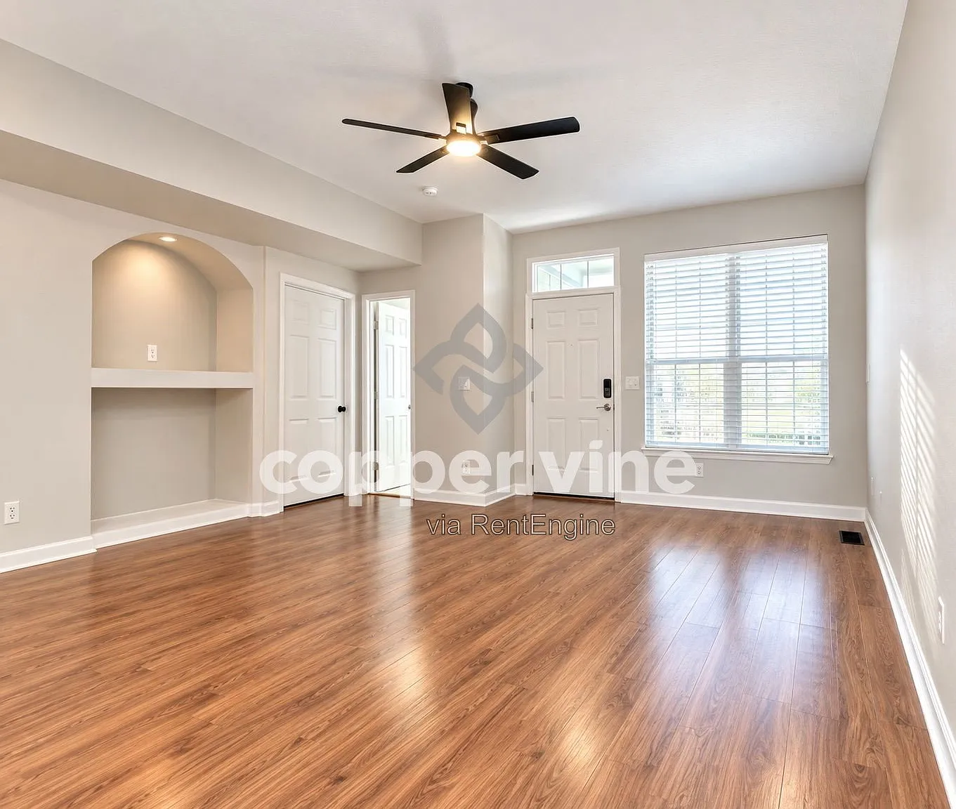 2 bed, 2.0 bath, 926 sqft, $1,625 — Photo 3
