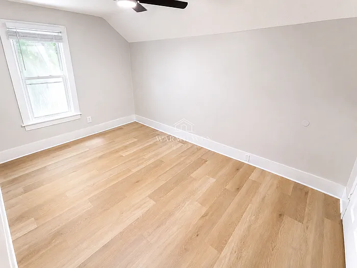 668 Sherman St — Photo 13