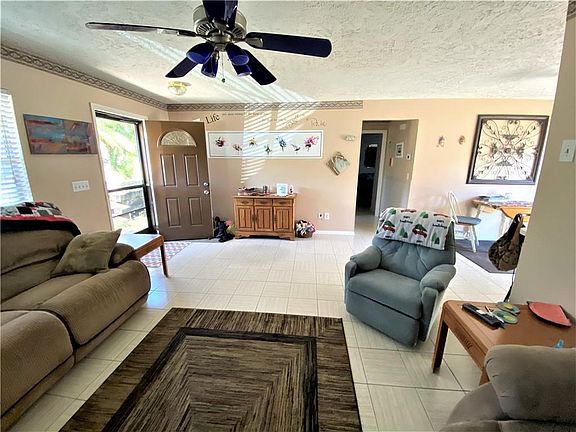 4th image of 1499 SE Manth Ln