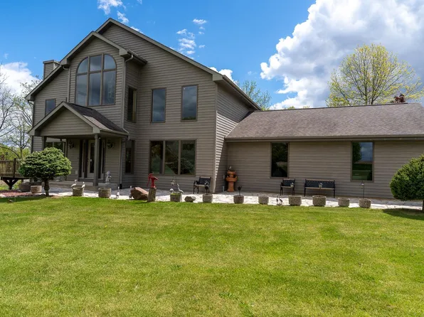 775 County Road A, Edgerton, WI 53534