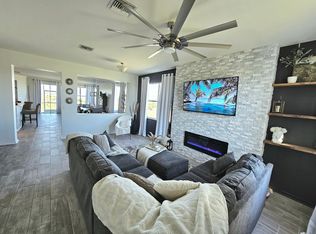 2415 NW 6th St, Cape Coral, FL 33993