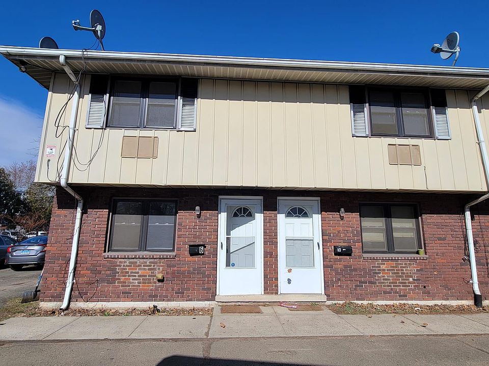 1st image of 464 Main St #6