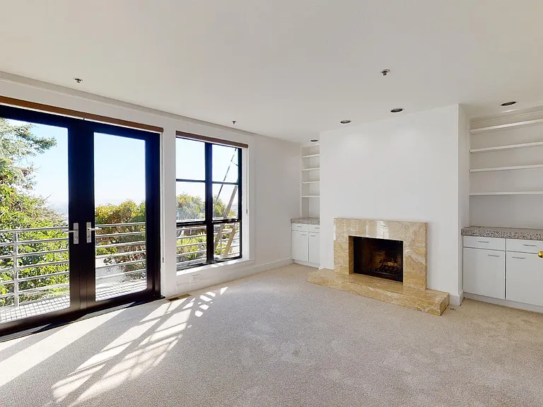 215 Upper Ter — Photo 7