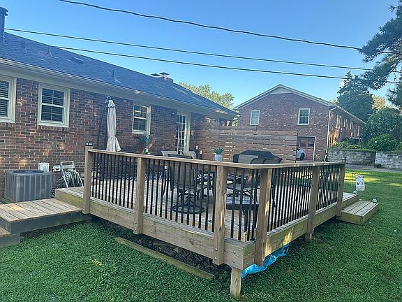 4th image of 3437 Woodlane Dr
