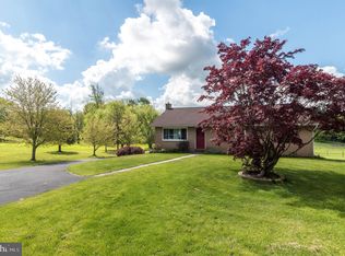 300 Vinemont Rd, Reinholds, PA 17569