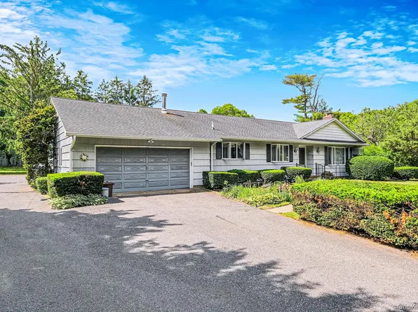 202 Waverly Avenue, Medford, NY 11763