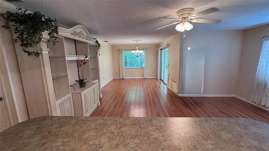 2 bed, 2.0 bath, 1178 sqft, $1,595 — Photo 3