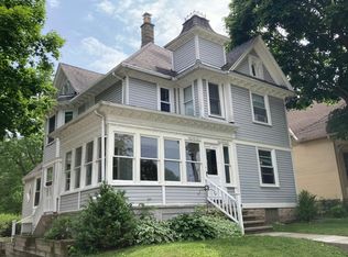 N89W16669 Cleveland Ave, Menomonee Falls, WI 53051