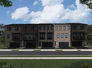 13742 Aviation Pl, Herndon, VA 20171