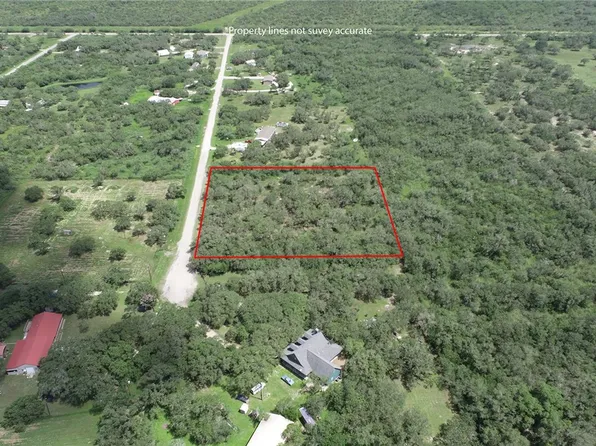 6962 County Road 604, Skidmore, TX 78389